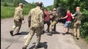 В Закарпатье пограничники дали комментарий о "возмутительной" ситуации с задержанием двух мужчин 