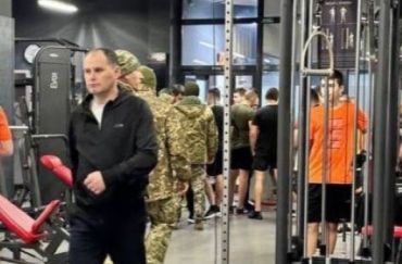  "Письма счастья" в спортзалах: ТЦК в Закарпатье отреагировал на резонанс 