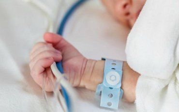 В роддоме Сумской области после прививки умер младенец