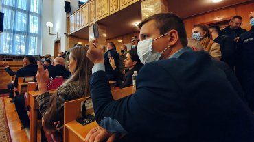 Олексій Петров вважає, що це була не сесія, а "несанкціонований" збір депутатів