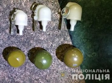 На вокзале в Ужгороде обнаружили сумку с боеприпасами
