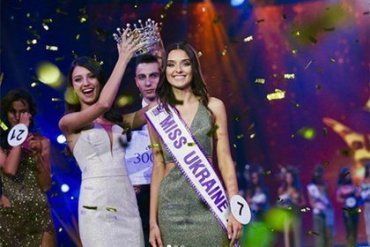 Победительницу "Мисс Украина-2018" оставили без короны
