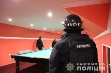 Поліція Закарпаття проводить обшуки у причетних до масовой бійки у Берегово
