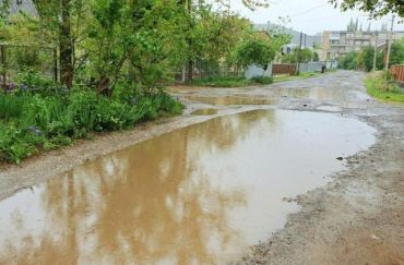 В Ужгороде все дороги превратились в сплошные реки 