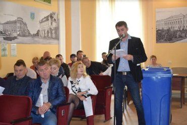 Депутати міста Берегово стурбовані поведінкою свого колеги від Блоку Петра Порошенка