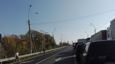 В Закарпатті кордон із Угорщиною не проїхати — заважають черги з автомобілів