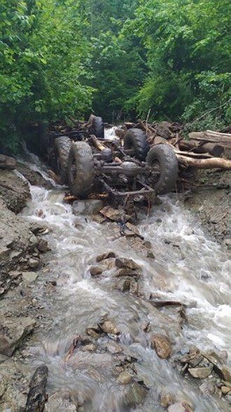 Лісівники Закарпаття про загиблих у червні від нещасного випадку 5 людей на Тячівщині