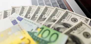 Доллар и евро резко рвонули вверх