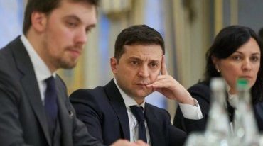 Президент Зеленський проганяє з Генпрокуратури aгeнта Сoрoсa Руслана Рябошапку!