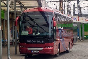 Найбільший чеський міжнародний перевізник REGABUS прикрив всі рейси на Україну