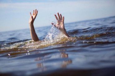 Страшна знахідка у річці Закарпаття — мертве тіло жіночої статі