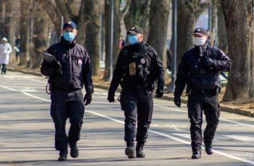 В Украине вводят режим чрезвычайной ситуации и продолжают карантин: Что это значит 
