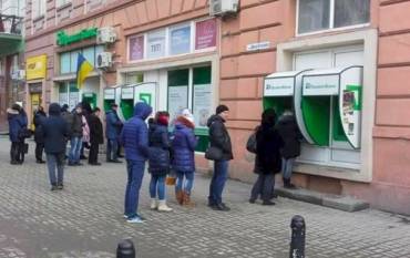 Українські банки через коронавірус "наплювали" на своїх клієнтів!