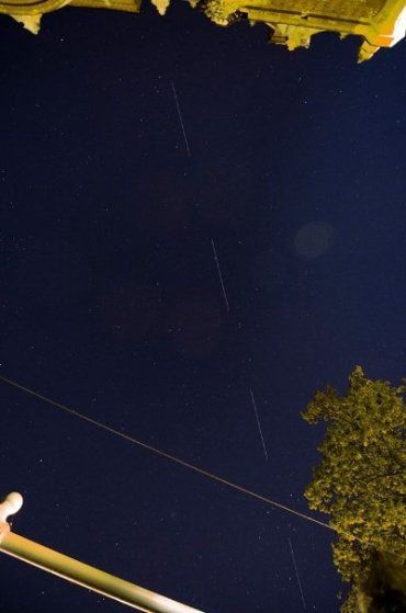 Ночью в небе над Ужгородом пролетел караван самолетов или НЛО?