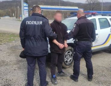  В Закарпатье полицейские гонялись за мотоугонщиком по лесу