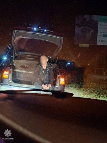 В Ужгороде патрульные на Пасху "расстроили" пьяного водителя