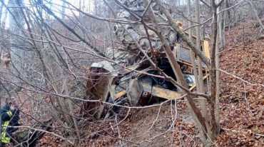 Смертельное ДТП в Закарпатье: Трактор слетел по склону и перевернулся