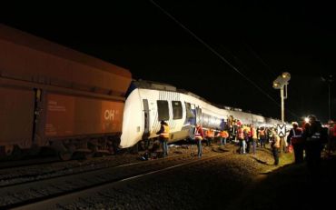 Ужасное ДТП в Польше: поезд протаранил авто с украинцами, есть жертвы