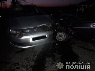 В Закарпатье аварию, где машины столкнулись в лоб лоб, вызвал пьяный угонщик