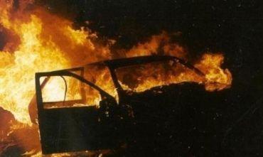 В Закарпатье огонь внезапно охватил "Volkswagen Passat B5"