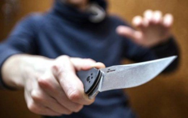 На Закарпатье 24-летний парень всадил нож в мужа своей сестры 