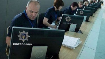 В Закарпатье полицейские вышли на кибер-пиратов, совершивших "вопиющее" преступление