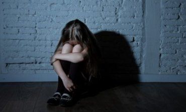 В Закарпатье две девушки и двое парней жестоко избили 12-летнюю девочку