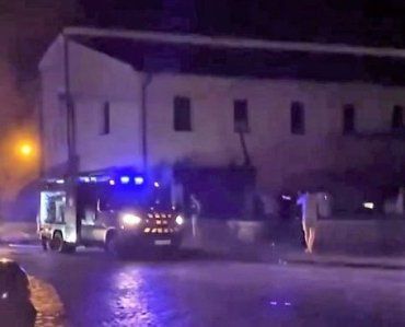 В Ужгороде пожарные спасли от огня паб