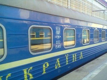 К Международному женскому дню Укрзализныця назначила 3 дополнительных поезда, следующих на Ужгород