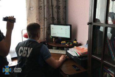 В Закарпатье чиновник Госслужбы арестован за публикации в социальных сетях