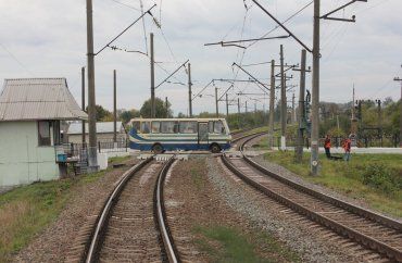 Порушники ПДР спричинили 10 ДТП на переїздах Львівської залізниці з початку року