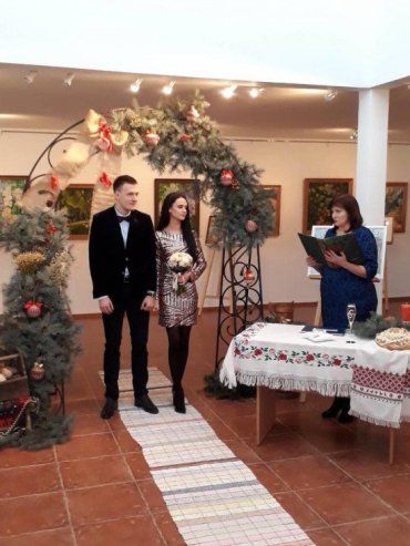 «Шлюб за добу» уклали громадянка України та громадянин Латвії