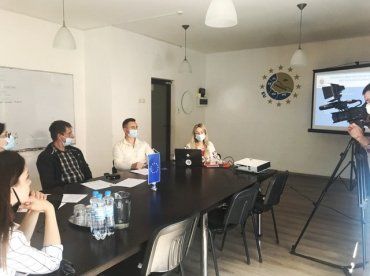 В Закарпатье стартовал международный проект "Виртуальная реальность объединяет Карпаты: интерактивные школьные лаборатории"