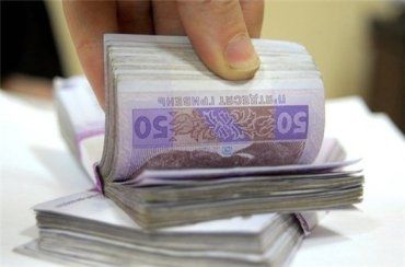 В Мукачеві судитимуть касира державного банку — за розтрату більше 360 тис грн