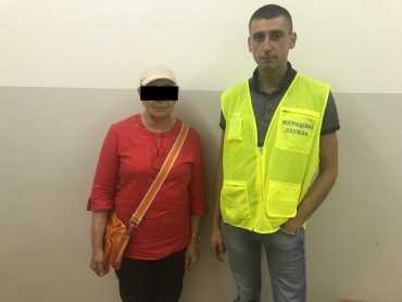 Работники миграционной службы рассказали, что ожидает женщину из Казахстана, которую нашли в Закарпатье 