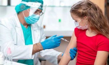 В Закарпатье детей не торопят вакцинировать от коронавируса