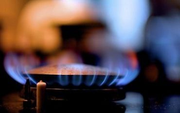 Кабмин отложил на два месяца повышение цены на газ