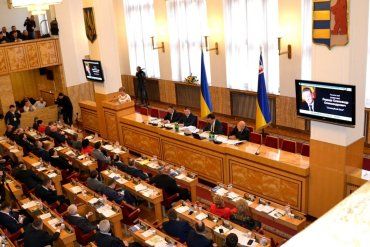 Закарпатські депутати «за» збереження українських лісів та запобігання незаконному вивезенню необроблених лісоматеріалів