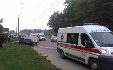 Более десяти человек пострадали в мощном ДТП в Одессе