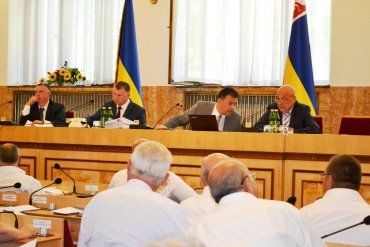 Депутати Закарпатської облради ініціюють зміни статусу автодоріг у регіоні