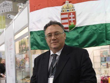 Чрезвычайный и Полномочный посол Венгрии в Украине Иштван Ийдярто