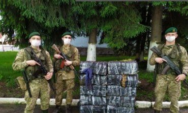 "Зелені кашкети" Закарпаття знайшли сховок контрабандистів поряд із українсько-румунським кордоном