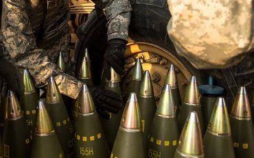 Украина расходует втрое меньше снарядов, чем войска РФ - WP