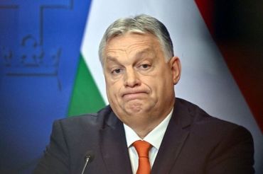 Брюссель угрожает ударить по экономике Венгрии, если Орбан ветирует €50 млрд для Украины — FT