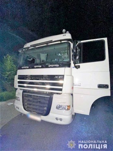 Нервы сдали: В Закарпатье возле границы водитель из-за очереди устроил мордобой