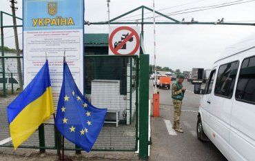 Украинским артистам усложнили выдачу разрешений на пересечение границы 