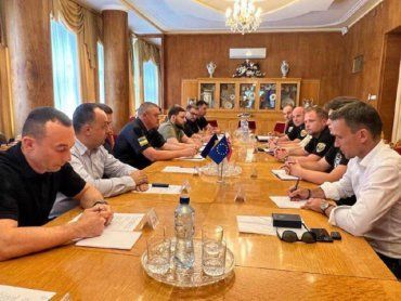 В Закарпатье обсудили планы оптимизации работы КПП на границе со Словакией