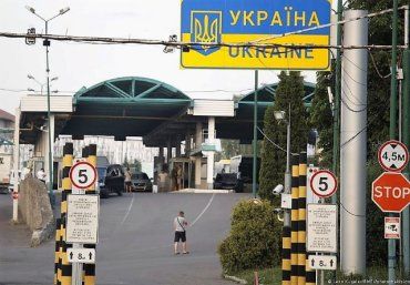 Верховный Суд признал законным запрет на выезд из Украины "белобилетника"