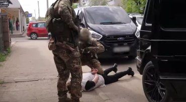 В Закарпатье полиция показала, как задерживала организатора канала переправки дезертиров