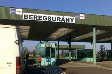 В Закарпатье на границе с Венгрией из-за сбоя не работал один из КПП